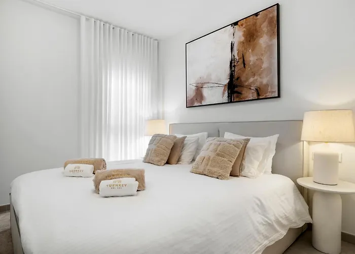 Oceana Gardens 3br Panoramic View Apartment